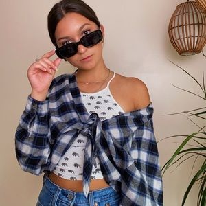 URBAN OUTFITTERS tie flannel!